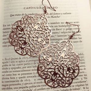 3 /35 LARGE ROSE GOLD MOROCCO EARRINGS